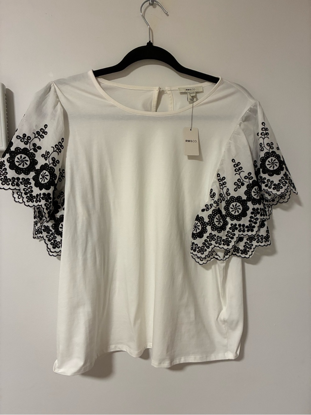 RW&CO. White Blouse with Black Embroidered Flutter Sleeves